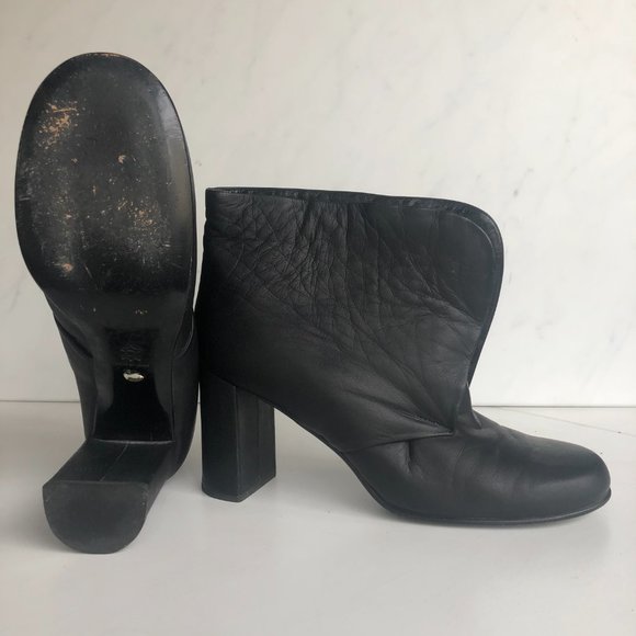 Black Leather Ankle boots - Picture 14 of 16